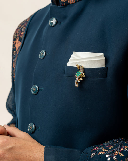 Majestic Peacock Emerald Brooch