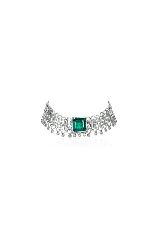 Elegant Silver Choker with Square Emerald Center