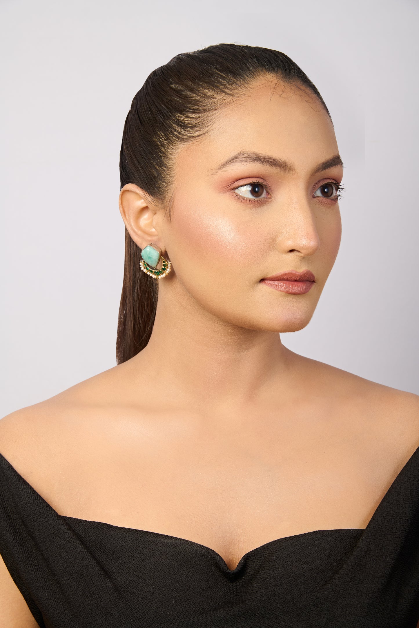 Fan-Shaped Emerald & Pearl Studs with Rhombus Turquoise