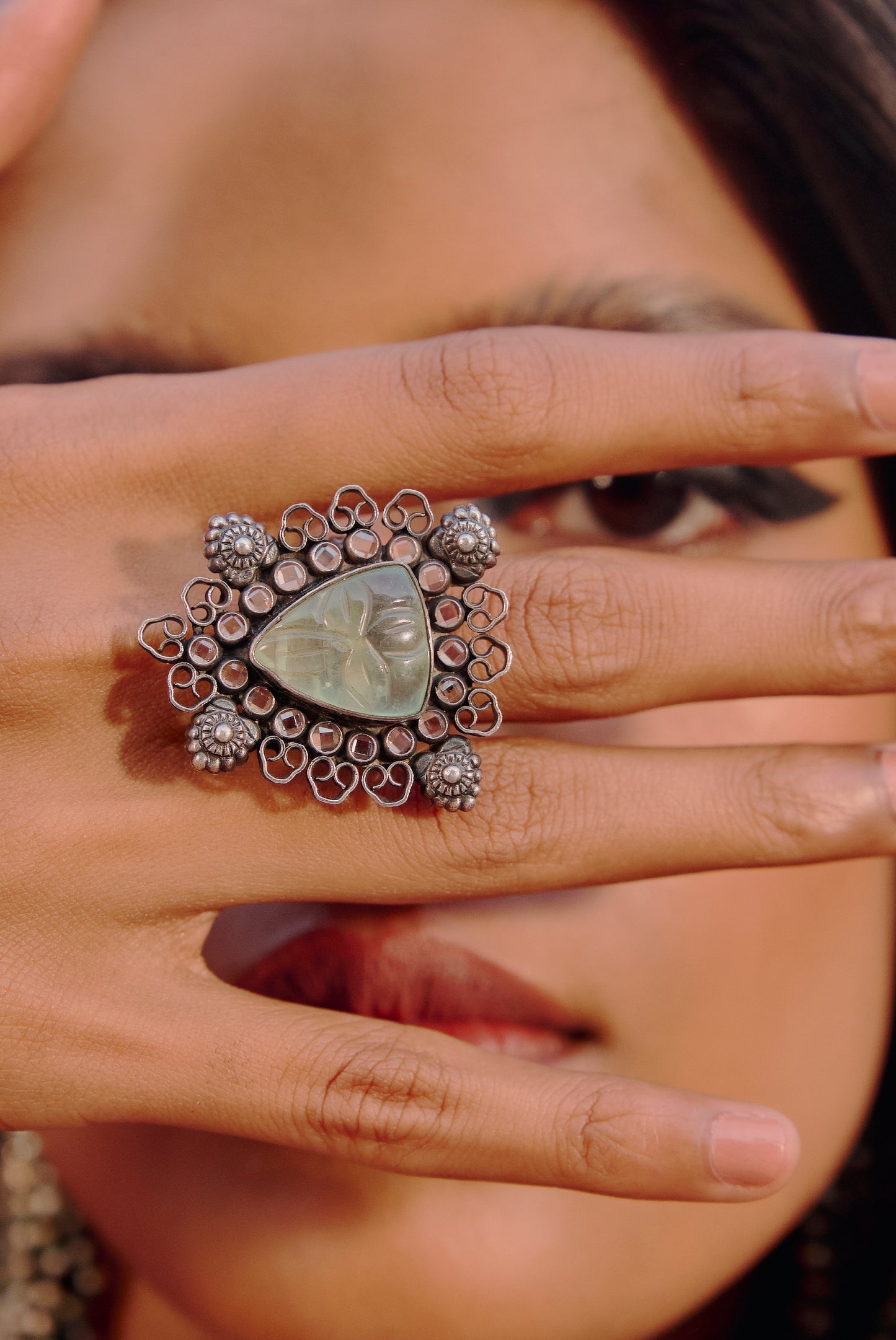 Triangle Gem Ring in 925 Silver Floral Frame