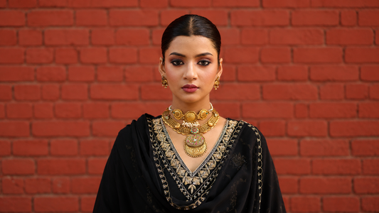 The Art of Layering: Silver Jewelry for a Unique Wedding Look