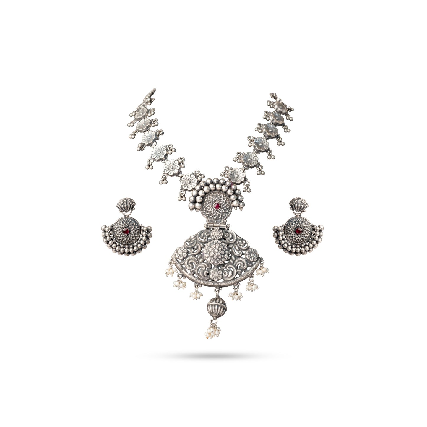 925 Graceful Allure Necklaces with Earring
