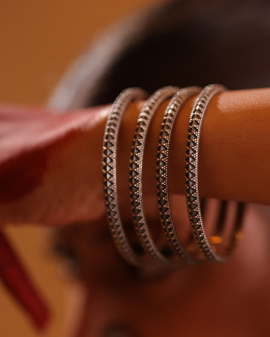 925 Silver Granulated Bangle Set