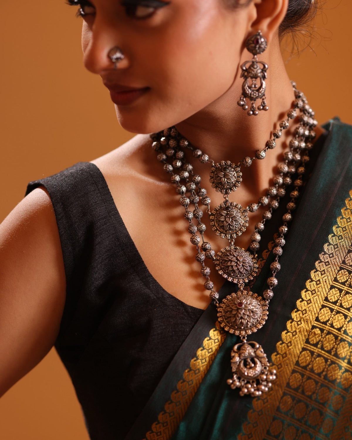 925 Silver Multilayerd Floral Medallion Necklace Set