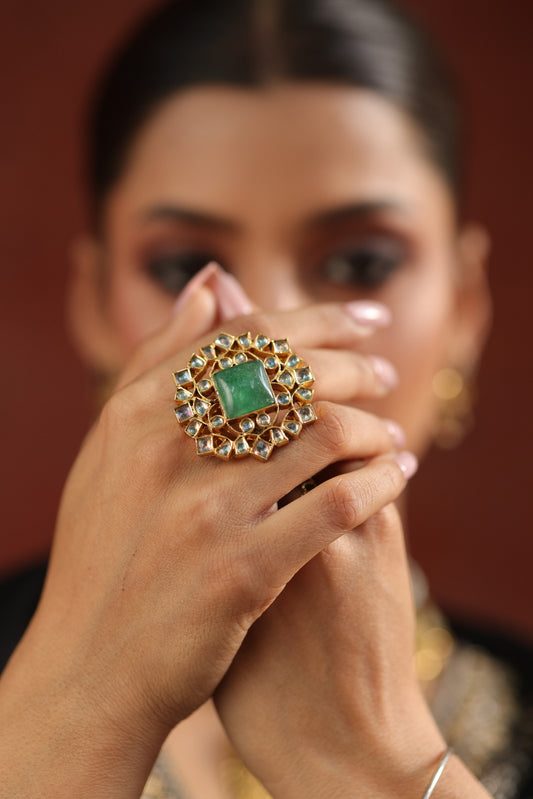 925 Emerald Elegance Ring