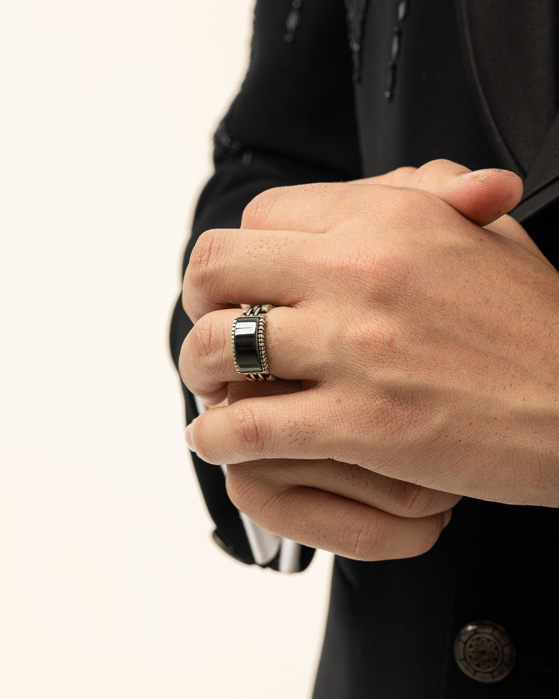 Midnight Onyx Industrial Signet Ring – Polished Black & Gunmetal Silver
