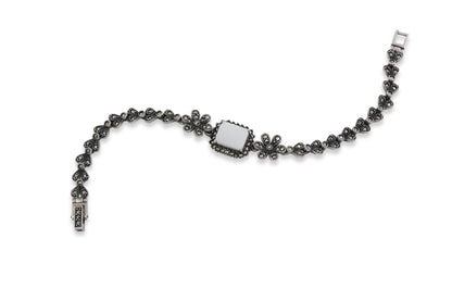 Flowering Link Bracelet image 0