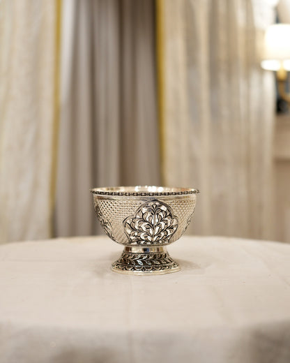 925 silver Leaf Motif Footed Decorative Bowl