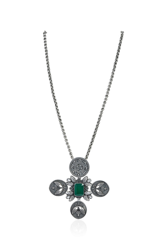Insect Motif Pendant Necklace – Green Onyx in Oxidised Silver