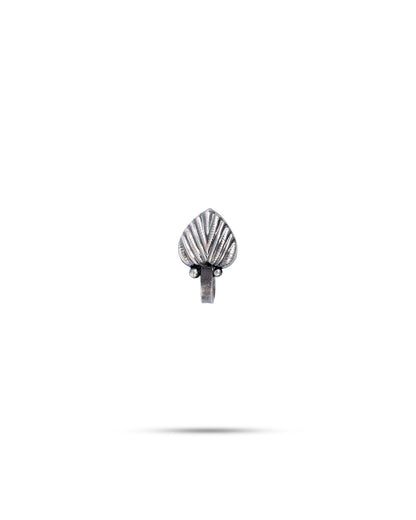 925 Silver Fluted Leaf Nose Pin