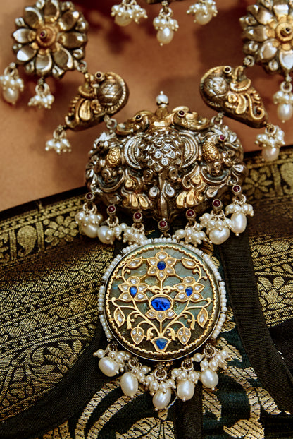 Temple Etched 925 silver Choker Set