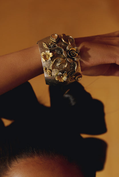 92.5 Two Tone Floral Embossed Bangle