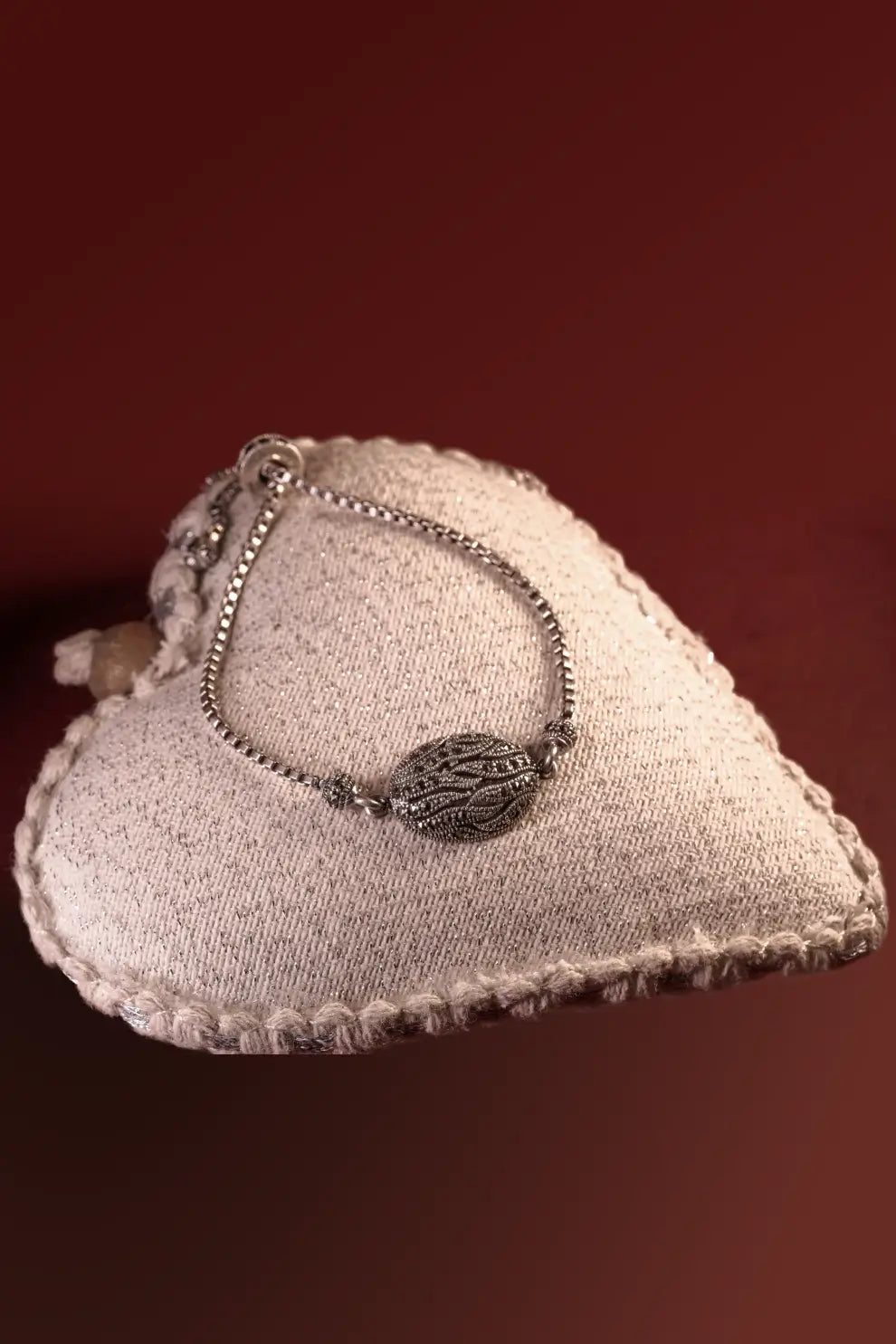 Bangles/Bracelets