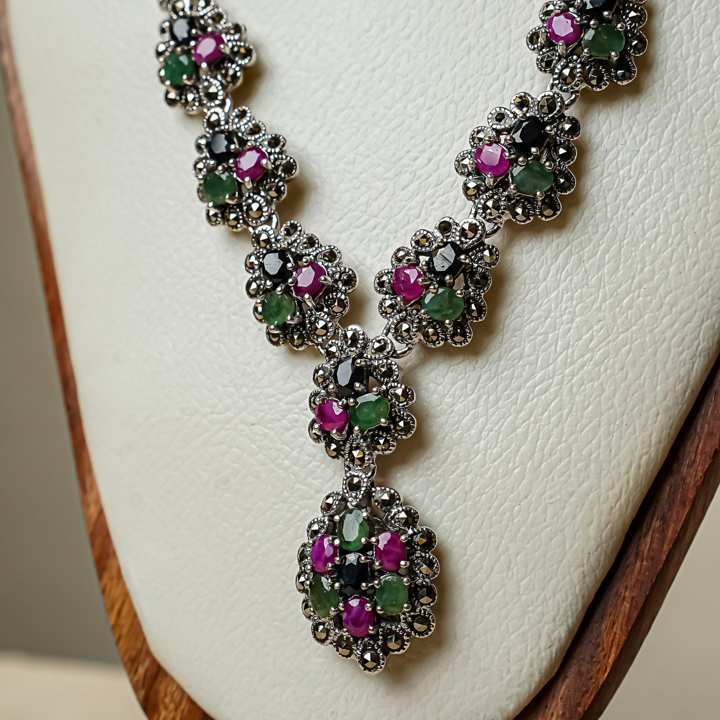 925 Radiant Essence Necklaces with Earring