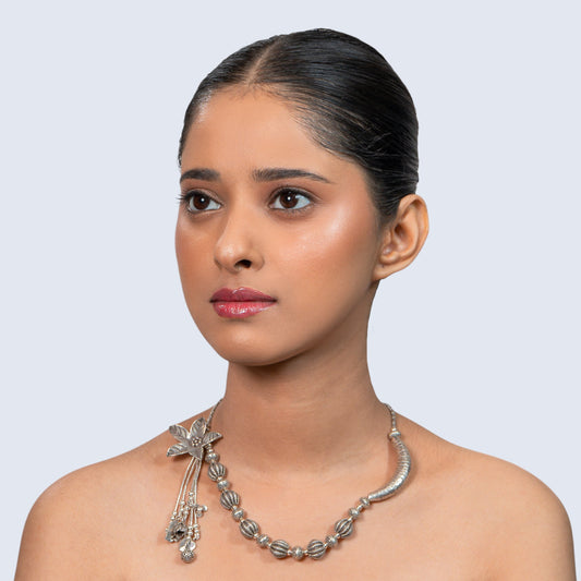 Leaf Motif 925 silver Asymmetrical Tassel Necklace