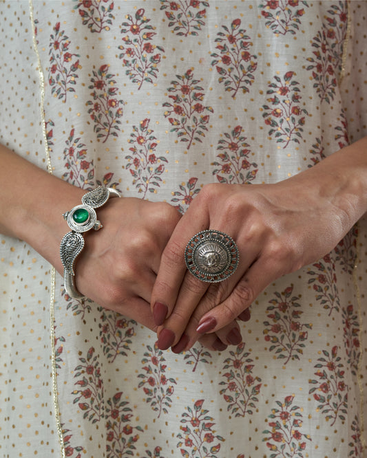 Oxidised Kada with Green Stone & Coiled Design