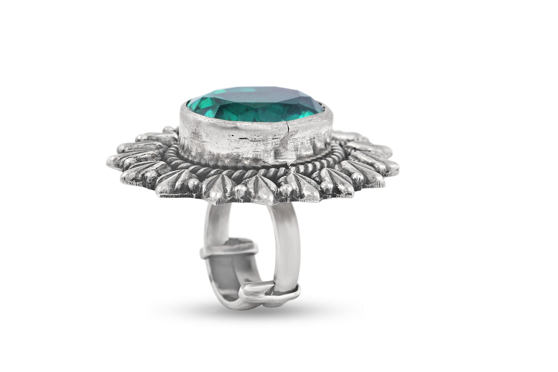 Round Shape Emerald Ring image 1